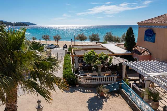 Hôtel Restaurant Var, Lavandou · Les Flots Bleus 