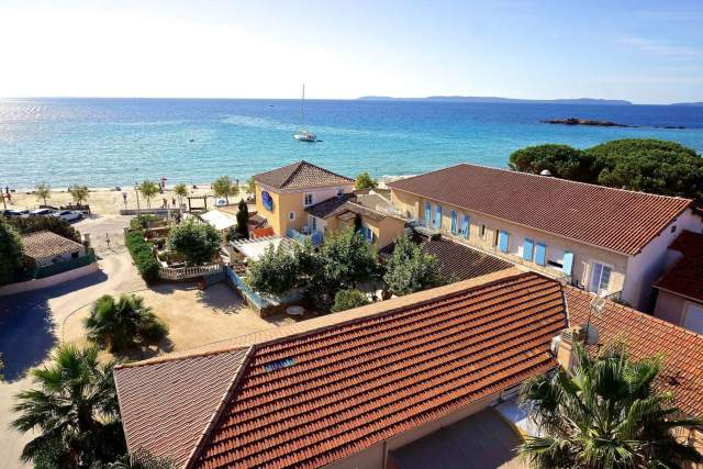 Hôtel Restaurant Var, Lavandou · Les Flots Bleus 