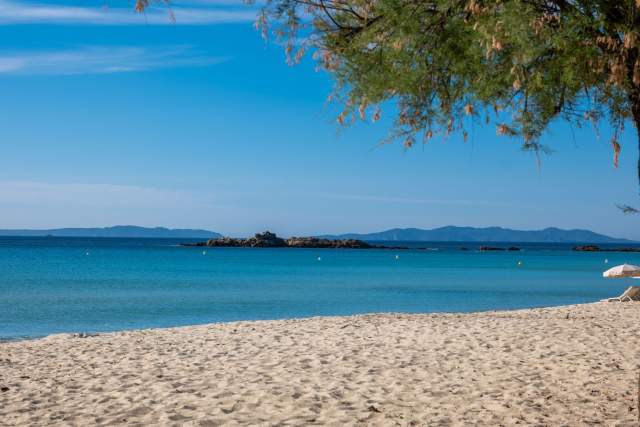 Hôtel Restaurant Var, Lavandou · Les Flots Bleus 