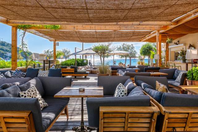 Hôtel Restaurant Var, Lavandou · Les Flots Bleus 